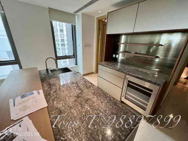 Mid Levels Central - 3, MacDonnell Road 13