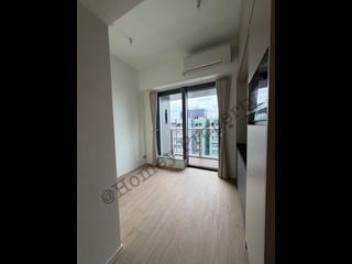 Sai Ying Pun - Des Voeux W Residence 02