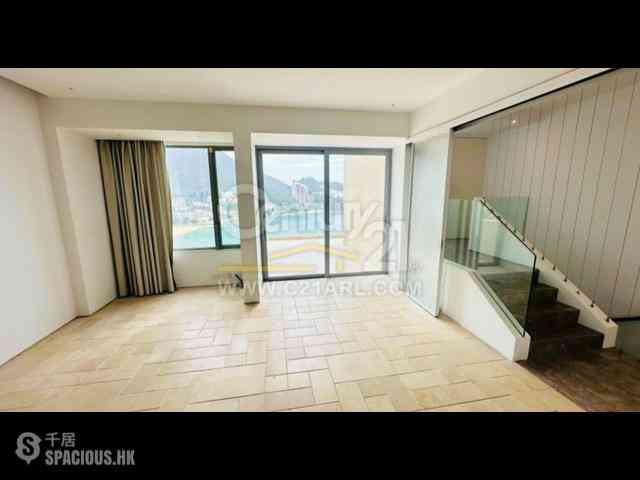 Repulse Bay - The Beachfront 06