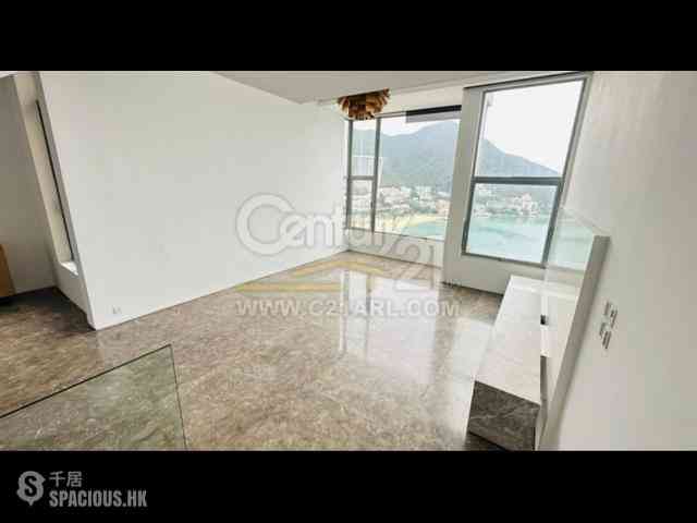 Repulse Bay - The Beachfront 08