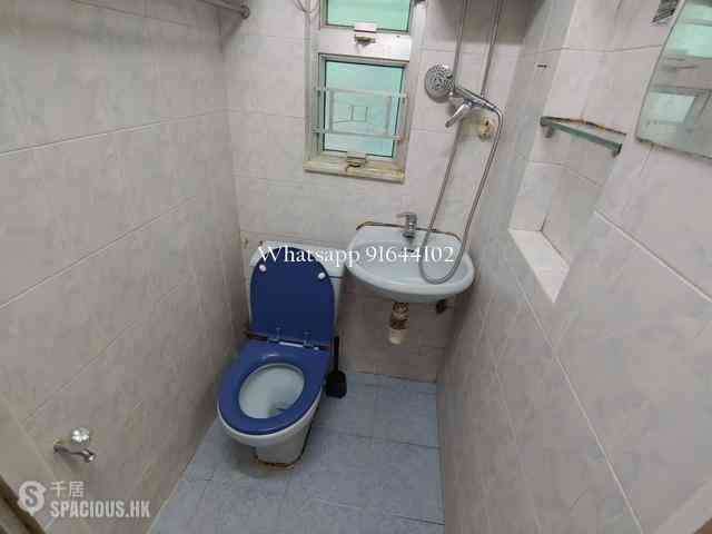 Sai Ying Pun - Yue Tak House 06