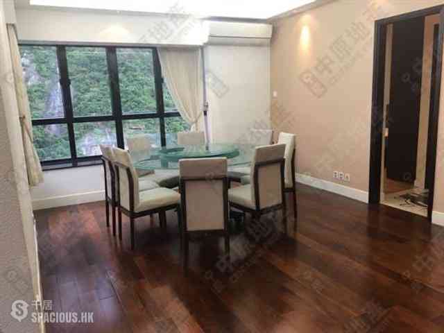 Mid Levels Central - Elegant Terrace Block 1 04