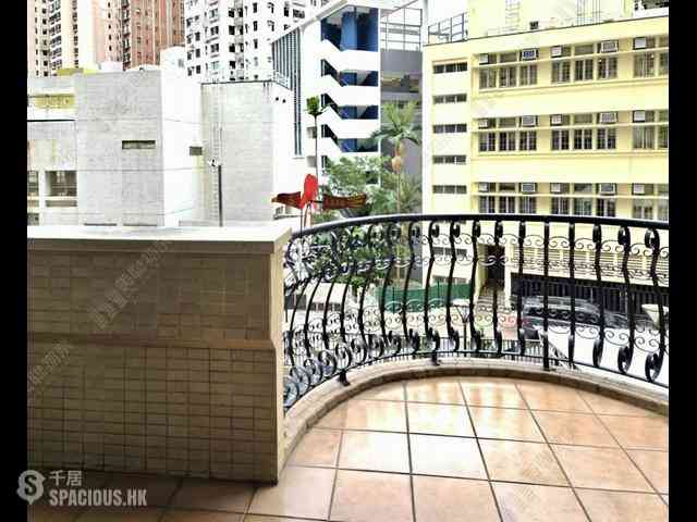 Mid Levels West - Park View Court 02