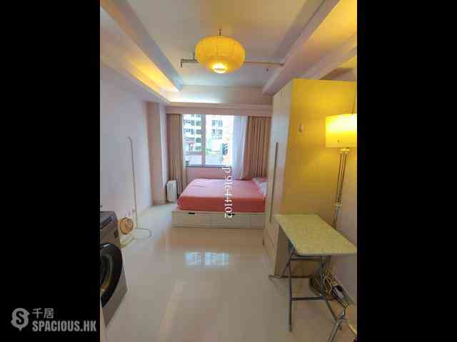 Sheung Wan - Hang Fat Building 18