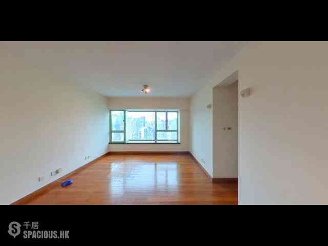 Wan Chai - Royal Court 01
