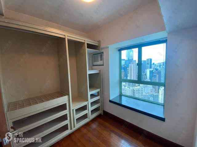 Wan Chai - Royal Court 16