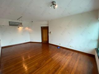 Wan Chai - Royal Court 19