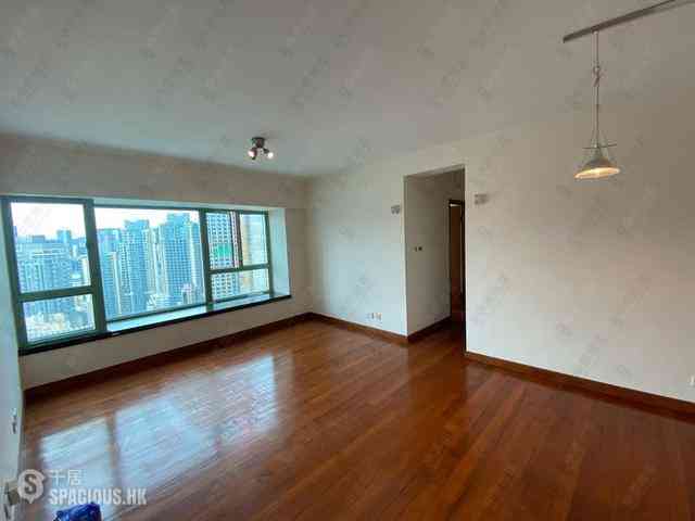Wan Chai - Royal Court 20