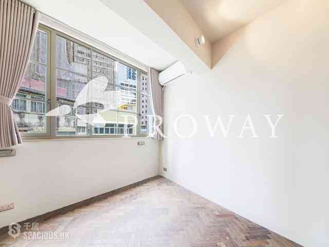Poho - Hollywood Building 04