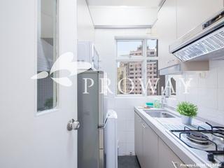 Mid Levels Central - Windsor Court 06