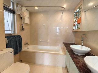 Wan Chai - Phoenix Court Block 3 03