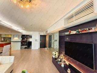 Wan Chai - Phoenix Court Block 3 06