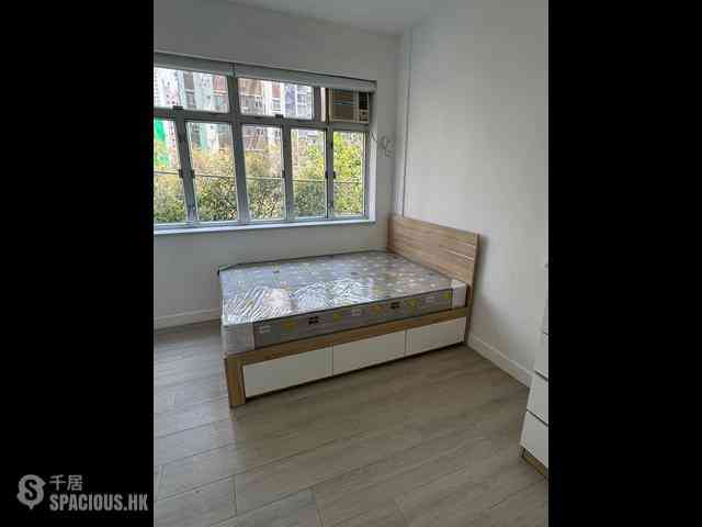 Sai Ying Pun - 25, High Street 01