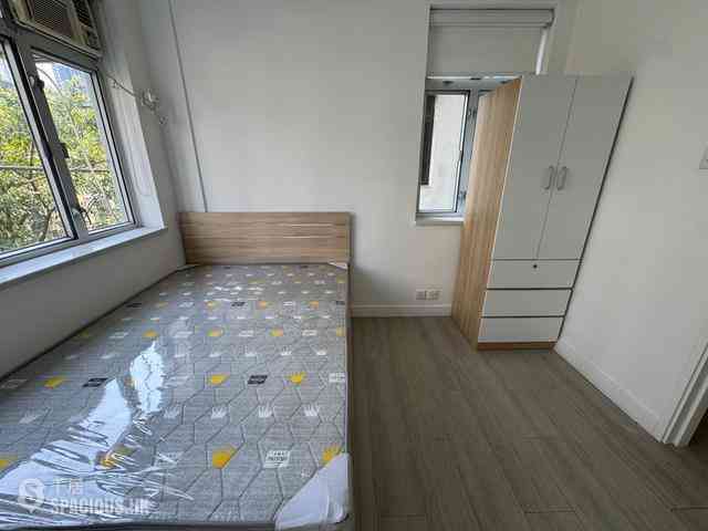 Sai Ying Pun - 25, High Street 02