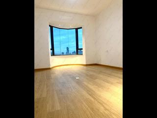 Mid Levels Central - Garden Terrace 09