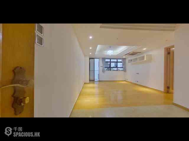 Mid Levels West - Chong Yuen 01