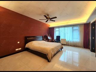 Mid Levels Central - Garden Terrace 03