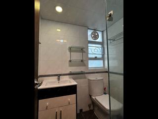 Wan Chai - Phoenix Court Block 1 04