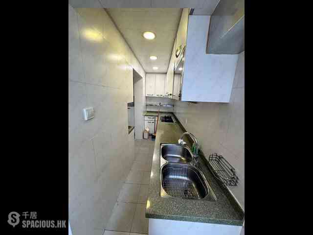 Wan Chai - Phoenix Court Block 1 05