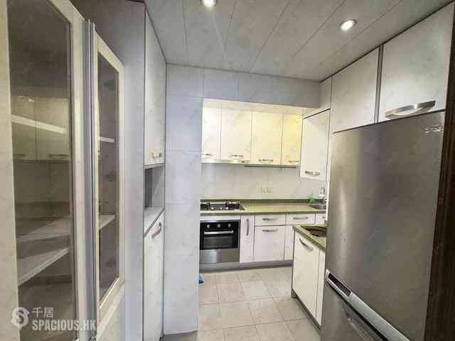 Wan Chai - Phoenix Court Block 1 07