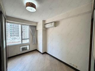 Wan Chai - Phoenix Court Block 1 12