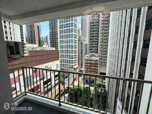 Wan Chai - Phoenix Court Block 1 14