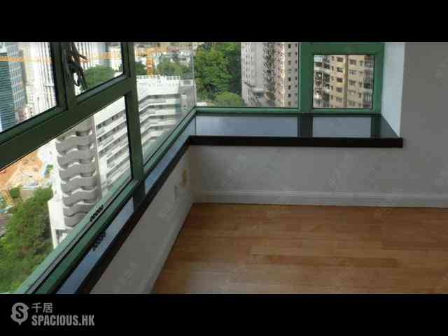 Wan Chai - Royal Court 15