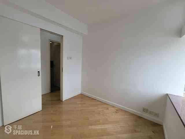 Causeway Bay - Elizabeth House 15