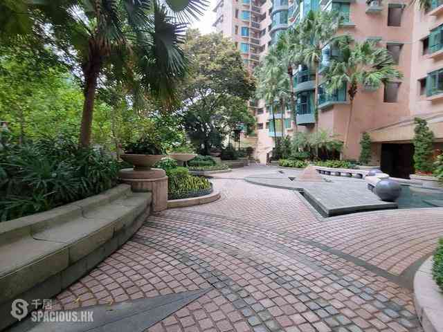 Mid Levels Central - Hillsborough Court Block 1 16