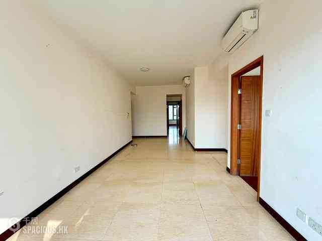 Tai Hang - Serenade Block 1 14