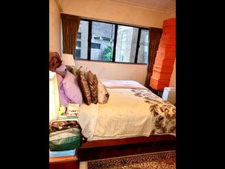 Mid Levels Central - Clovelly Court Block 2 13