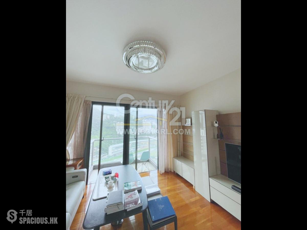 Happy Valley - Broadwood Twelve 01