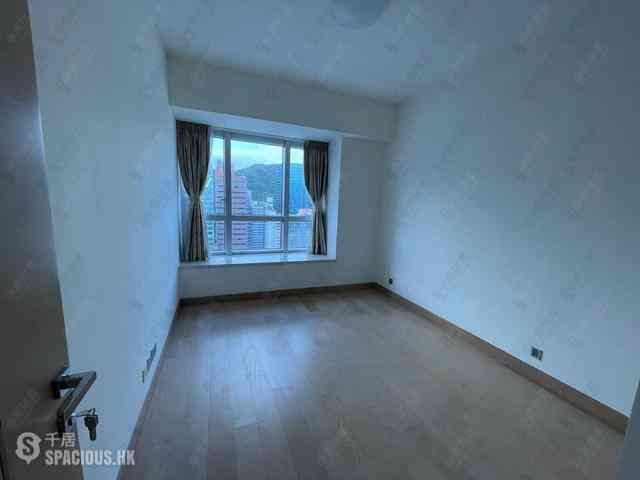 Wong Chuk Hang - Marinella Block 1 04
