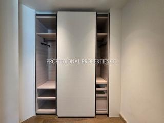 Mid Levels Central - 3, MacDonnell Road 09