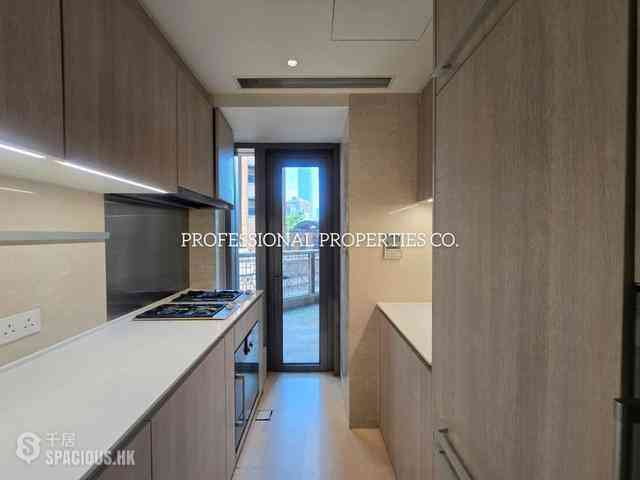 Mid Levels Central - 3, MacDonnell Road 13