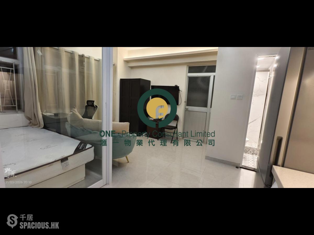 Sheung Wan - Kam Fung Building 01