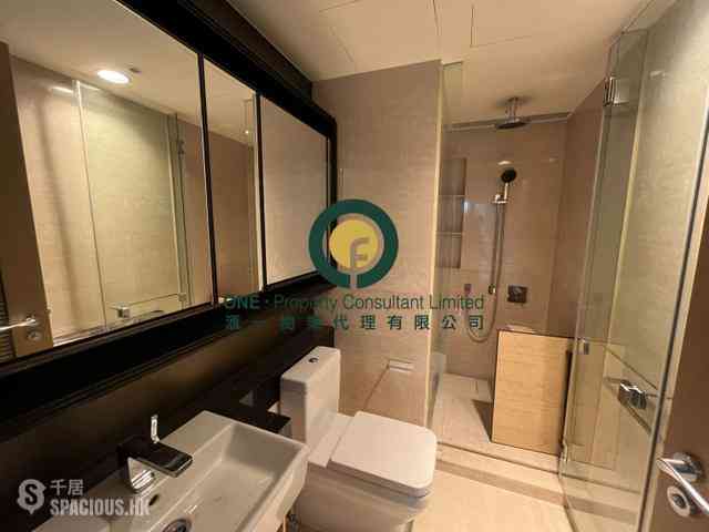 Mid Levels Central - 3, MacDonnell Road 03