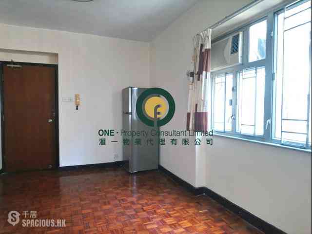 Kennedy Town - Man Kwong Court 02