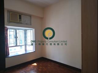 Kennedy Town - Man Kwong Court 05