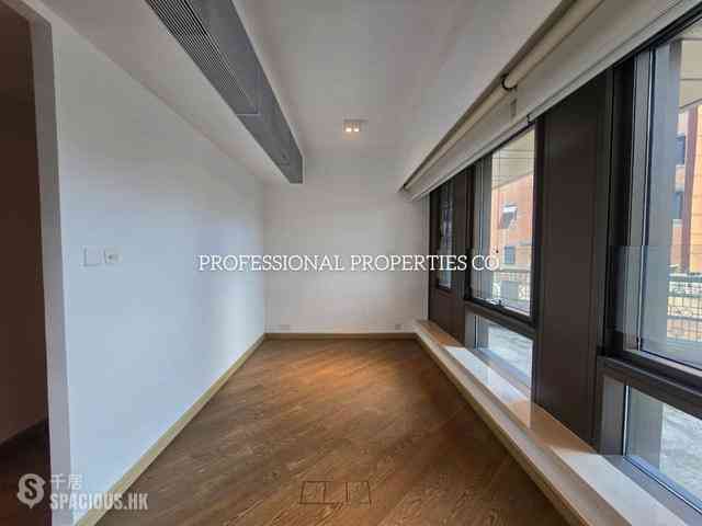 Mid Levels Central - 3, MacDonnell Road 07
