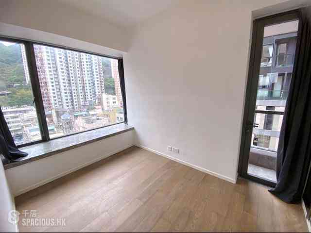Tai Hang - The Warren 01