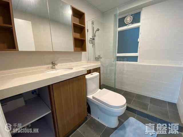 Mid Levels Central - Hillsborough Court Block 1 08