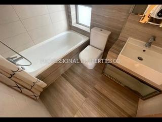 Sai Ying Pun - Island Crest 09