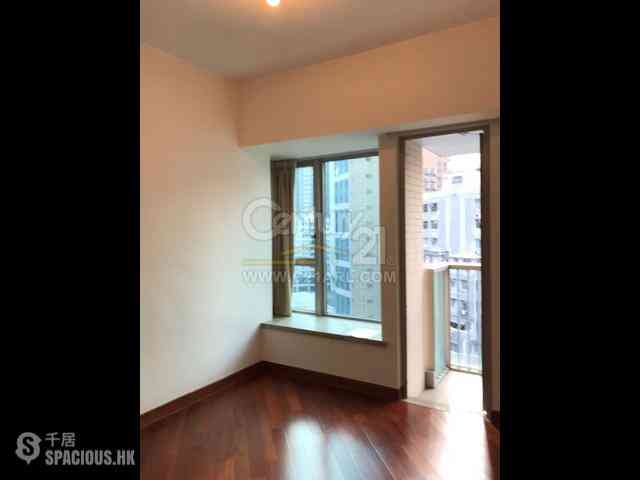 Wan Chai - The Avenue Phase 1 05