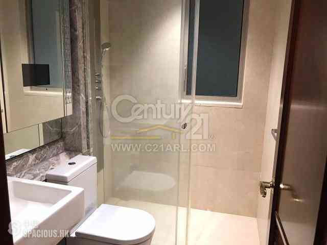 Wan Chai - The Avenue Phase 1 10