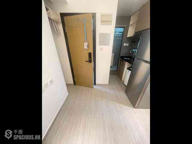 Mong Kok - Wing Fook Building 05