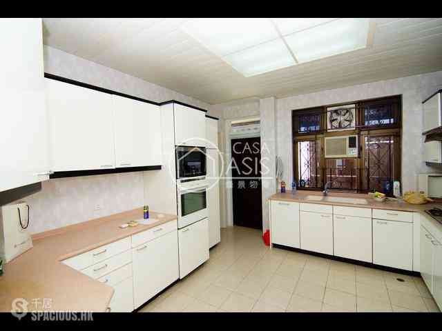 Chung Hom Kok - 19-25, Horizon Drive 05