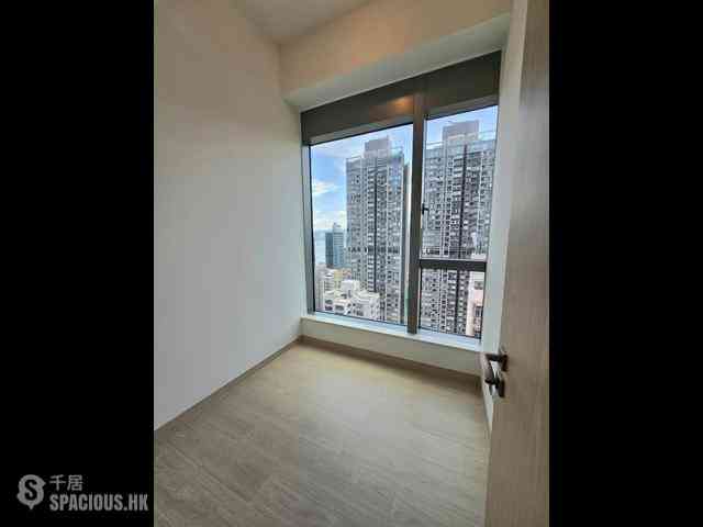 Sai Ying Pun - Upper Manor 06
