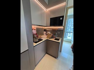 Sai Ying Pun - Upper Manor 08