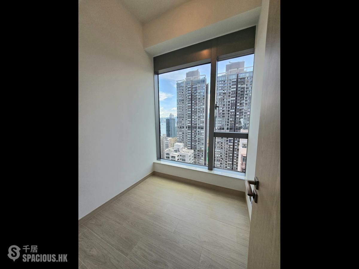 Sai Ying Pun - Upper Manor 01
